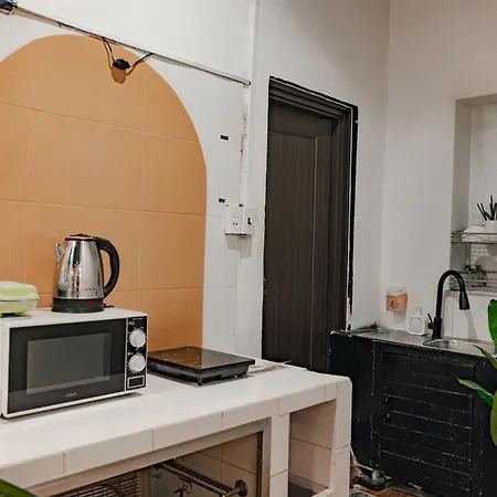 Saigon Hideout New World View - Romantic Stay, Netflix & Bathtub District 1-3