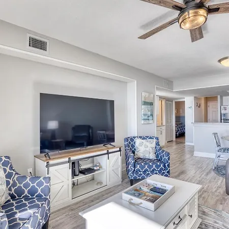 Windy Hill Beach-Sleeps 6-3Bed2Bath-Oceanfront-Pool-Wifi-Tv-16 Foot Balcony-3