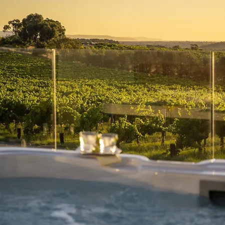 The Strand At The Vineyard Retreat Mclaren Vale - King Br, Comp Minibar, Breakfast Prov, Fireplace-2