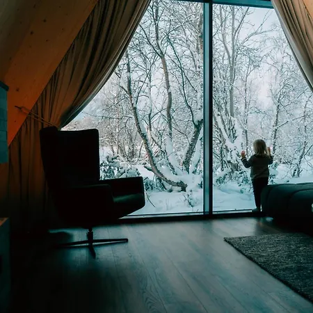 Holmen Husky Lodge-3
