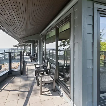 Black Rock Oceanfront Resort-2