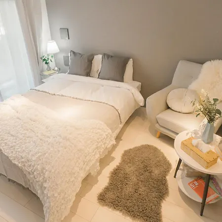 Roppongi Designer Apartment Newly Built 5 Minutes Walk To The Station-2