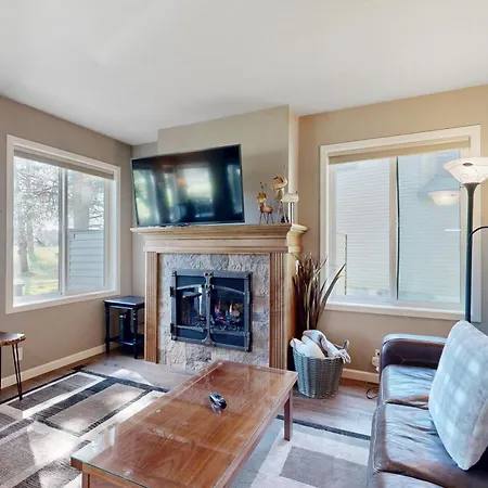 16 Eaglewood-3