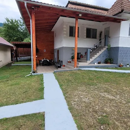Carla House-2