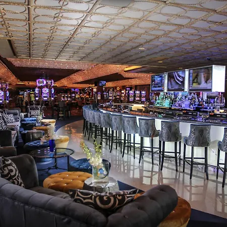 Paradise In Las Vegas In A Two Bedroom Villa-3