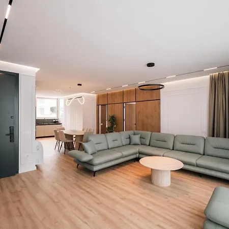 Skyline Penthouse Sarande-3