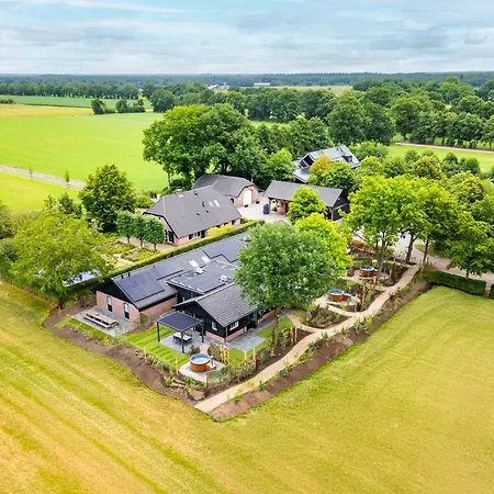 Valkse Hoeve mit Sauna&Hottub | 6 Personen-2