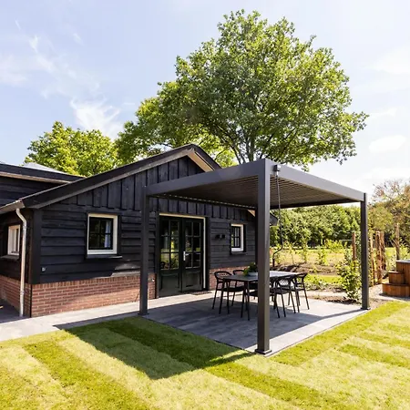 Valkse Hoeve mit Sauna&Hottub | 6 Personen-3