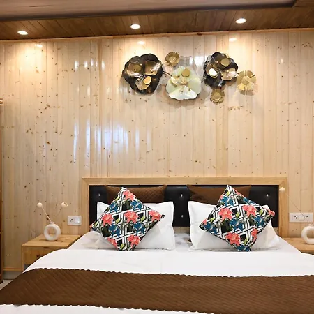 Nuri By The Hills Mountain Retreat With Jacuzzi-3