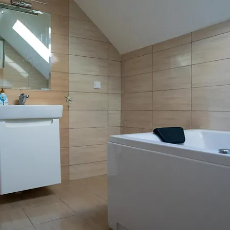 Sunset Villa Apartments-2
