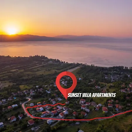 Sunset Villa Apartments-3