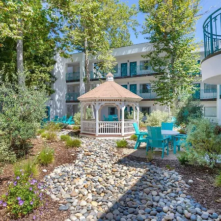 Quality Suites Downtown San Luis Obispo-3