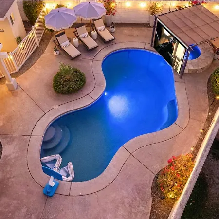 Mariposa House Swim-In Theatre With Gated Pool-2