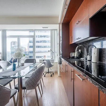 Cozy 1 Bedroom & Den Condo In North York Free Parking-2