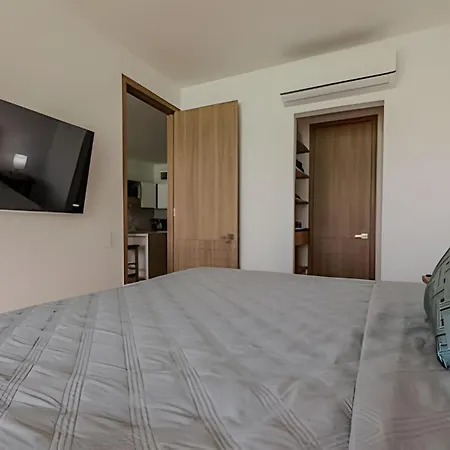 Vista A Laguna Cristalina + 2 Alc + Parking-2