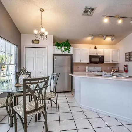 Waterfront Privacy On Disneys Doorstep, Spa!2101O-3