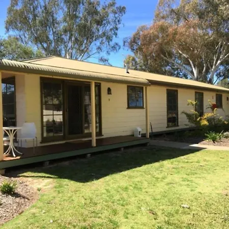Winbi River Resort Holiday Rentals-2