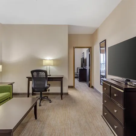 Best Western Wainwright Inn&Suites-2