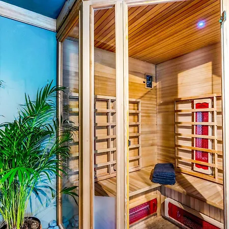 Wieler Wellness Huuske with private sauna-2