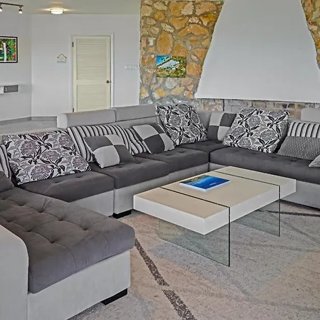Trident Estate Estate-3