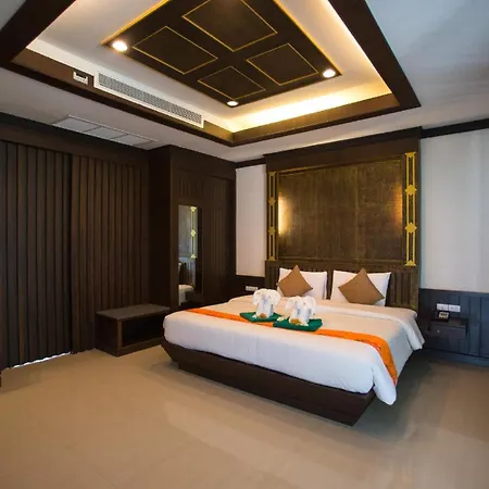 Hotel&Beach Bungalow at Lanta Resort-3