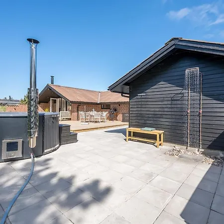 Holiday Home Tilda - 900M From The Sea By Interhome-3