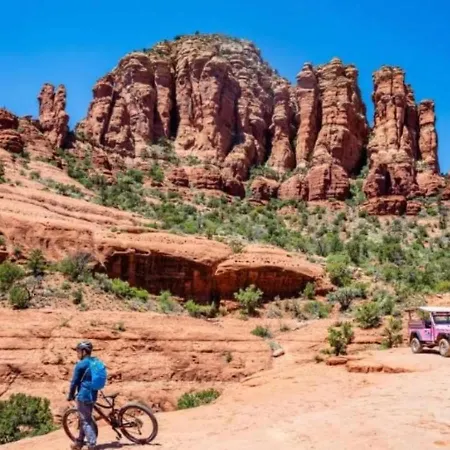 Spacious Sedona Splendor With Community Spa & Pool-3
