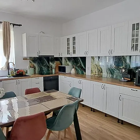 Vila Nature And Luxury-3