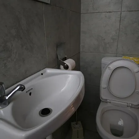 Nyabush Fedha Comfort Suites-3