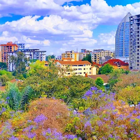 Luxurious Nairobi Apartment With Shared Pool And City Views-3