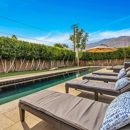 Mid-Century Elegance & Fun In Tahquitz River Estates-3