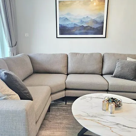 Amazing 1Br High-Floor With Breathtaking View Near Marina Walk-2