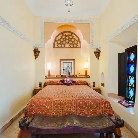 Riad Alzira Jardin Secret Au Coeur De La Medina-3
