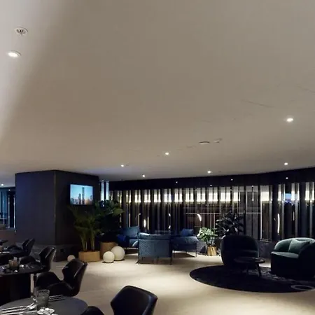 Luxury Ritz 2B2B With Pool Gym Sauna-3