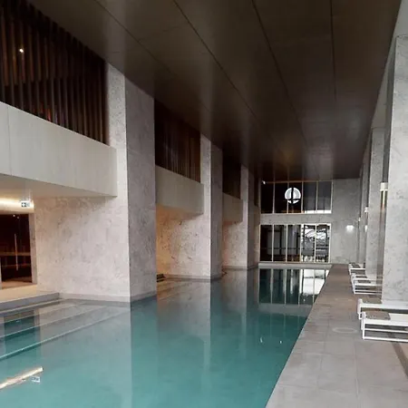 Luxury Ritz 2B2B With Pool Gym Sauna-2
