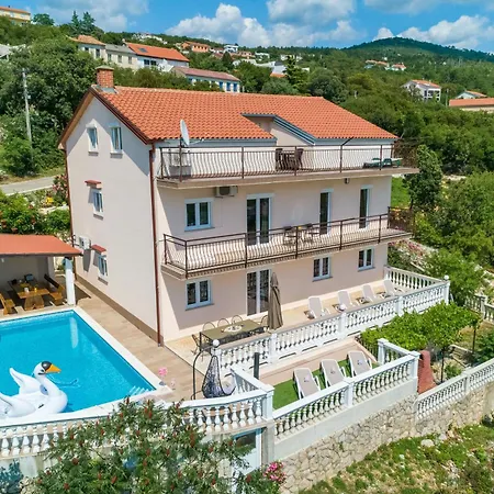 Apartment Aida-2