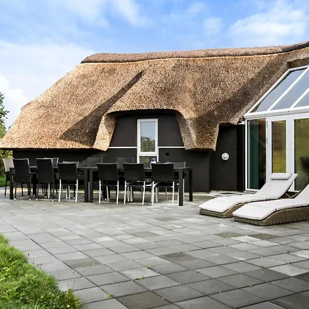 Lovely Home In Ringkobing With Sauna-2