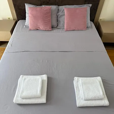 Exclusive Seaview Penthouse - 3Br-2