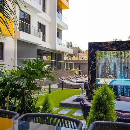 Stylish 1 Bed With Pool & Gym And Scenic Nbo Views-3