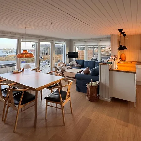 Cozy Beach House With Sea View In Grasten-2