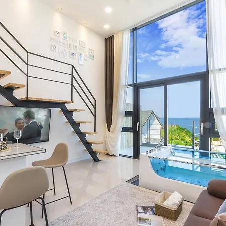 Gangneung Yolo Ocean View Spa Pension-2