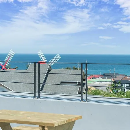 Gangneung Yolo Ocean View Spa Pension-3