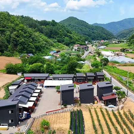 Gapyeong Maid Spa Pension N Pool Pension-2