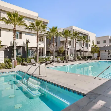 Convenient Anaheim Condo: Walk To Angel Stadium-3