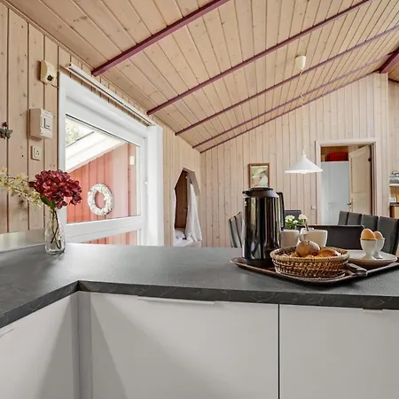 3 Bedroom Lovely Home In Jerup-2