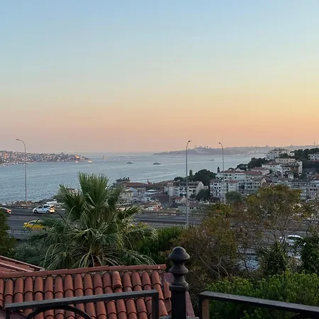 Reflection Of The Bosphorus-3