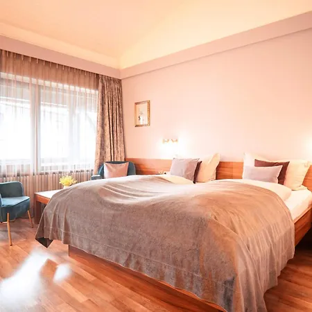 Hotel Bavaria-3