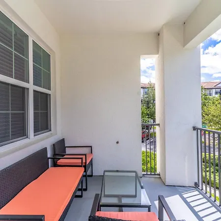 4013 Vista Cay 2-2
