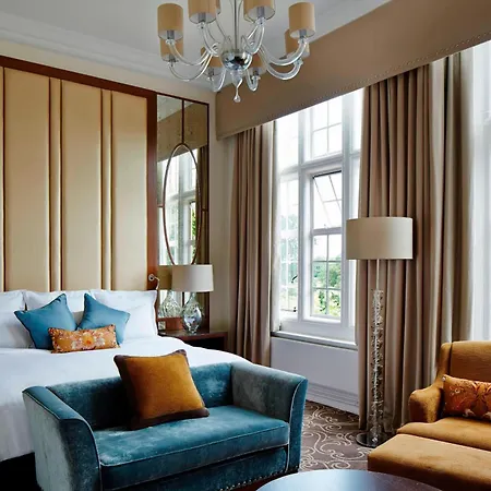 Hanbury Manor Marriott Hotel & Country Club-3