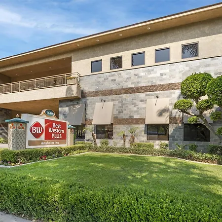 Best Western Plus Anaheim Inn-3